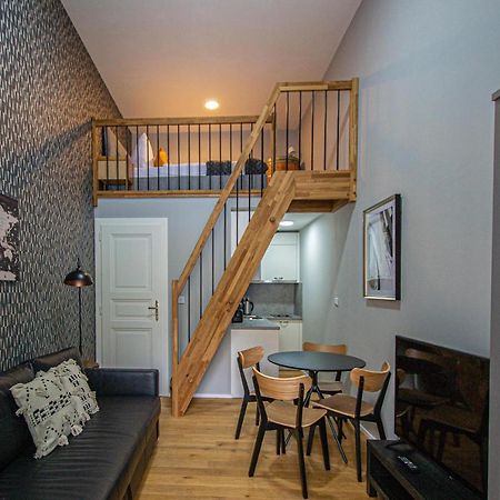 Main Train Station Apartment Close To The The Main Square! Prague Ngoại thất bức ảnh