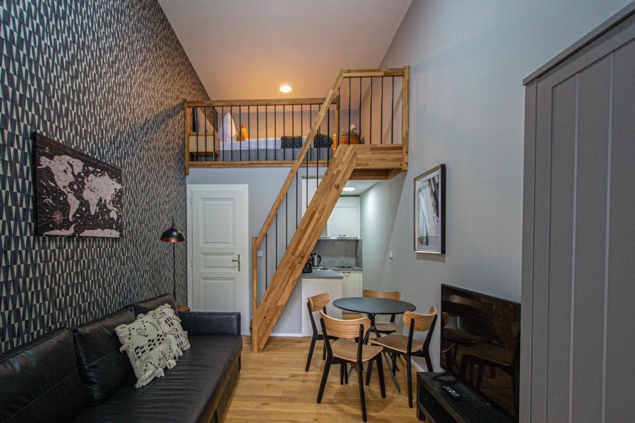 Main Train Station Apartment Close To The The Main Square! Prague Ngoại thất bức ảnh